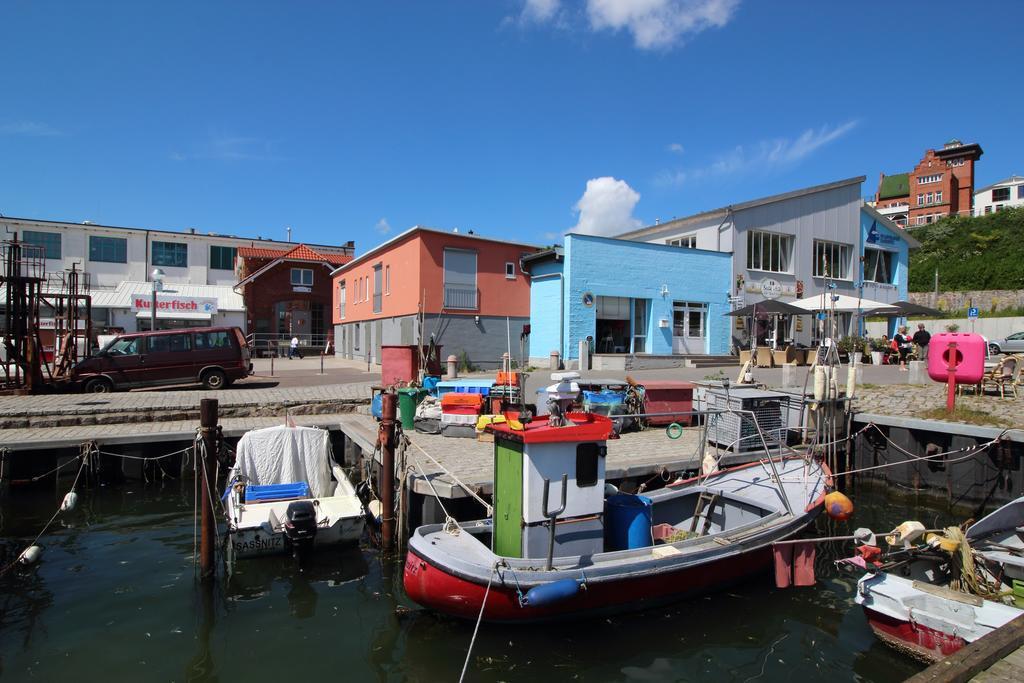 Ferienwohnung Kutterfisch direkt im Stadthafen Sassnitz Exterior foto